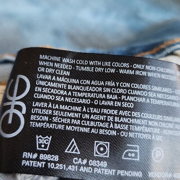 NWT Gloria Vaderbuilt Slimming Capri Blue Jeans Size 16 - Picture 8 of 9